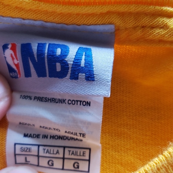 Mens large NBA Warriors team tee - Picture 2 of 3